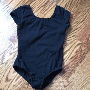 Black short sleeved dance leotard